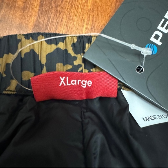 Supreme Micro Down Pant Leopard Size XL - Picture 10 of 16
